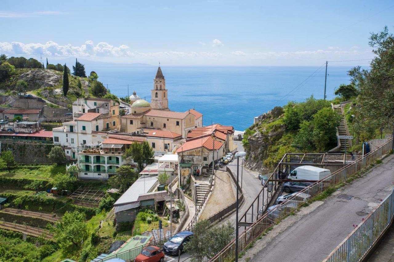 Aparthotel Amalfi Hills Pokoj fotografie