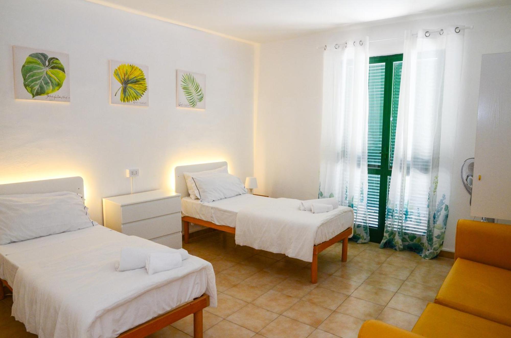 Aparthotel Amalfi Hills Pokoj fotografie